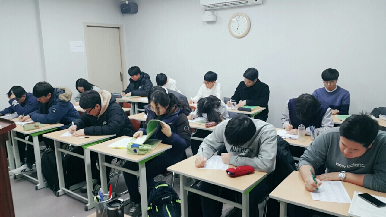 20180112 텝스 기본반 학생분들~ > 해당 글로 이동